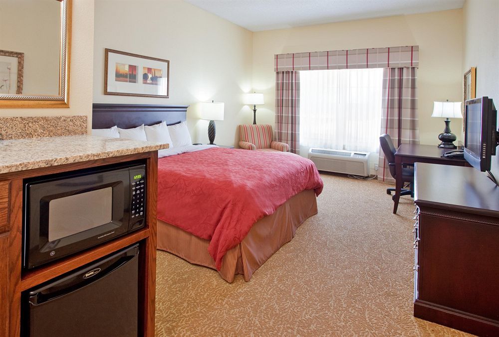 Country Inn & Suites By Radisson, Kansas City At Village West, Ks Bonner Springs Phòng bức ảnh